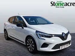 White Used 2023 Renault Clio V Evolution Hatchback | £12,510 (Good price)