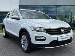 Pure white Used 2020 VW T-Roc SE SUV | £15,677 (Fair price)
