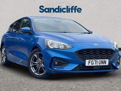 Blue Used 2021 Ford Focus Hatchback | £13,953 (Fair price)