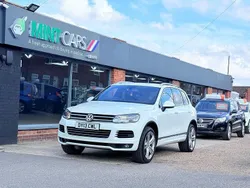 White Used 2013 VW Touareg SUV | £8,995 (Fair price)