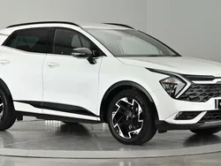 White Used 2023 Kia Sportage 4 SUV | £26,450 (Good price)