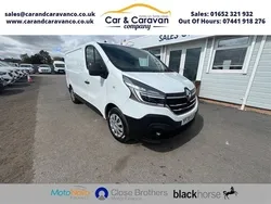 White Used 2020 Renault Trafic Business Van | £15,540 (Fair price)