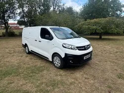 White Used 2019 Vauxhall Vivaro S Van | £6,490 (Good price)