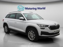 White Used 2023 Skoda Kodiaq SE Drive SUV | £22,800 (Good price)