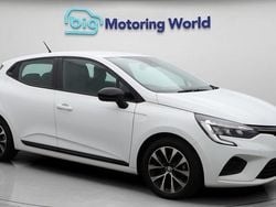 Used 2023 Renault Clio V Evolution Hatchback | £12,500 (Super price)