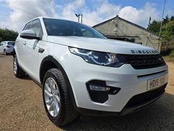 White Used 2019 Land Rover Discovery Sport SE SUV | £13,995 (Good price)