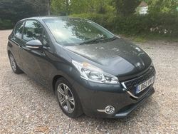 Grey Used 2012 Peugeot 208 Active Hatchback | £2,795 (Fair price)