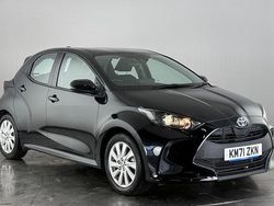 Used 2025 Toyota Yaris Hybrid Hatchback | £15,550 (Super price)
