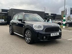 Black Used 2021 Mini Cooper Countryman Exclusive SUV | £20,380 (Fair price)