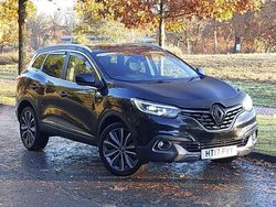 Black Used 2017 Renault Kadjar Signature SUV | £7,998 (Fair price)