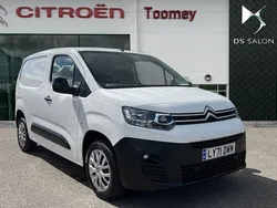 White Used 2022 Citroën Berlingo MPV | £10,995 (Good price)