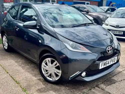 Grey Used 2015 Toyota Aygo x-press Hatchback | £4,780 (Fair price)