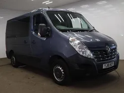 Blue Used 2018 Renault Master Business Van | £12,995 (Fair price)