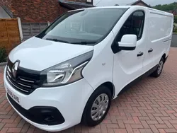White Used 2015 Renault Trafic Van | £6,999 (Fair price)