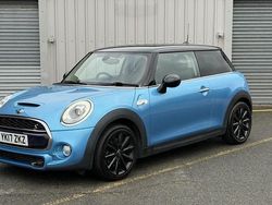 Used 2017 Mini Cooper S Hatchback | £9,700 (Fair price)