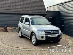 Silver Used 2011 Mitsubishi Shogun SUV | £6,000 (Super price)