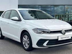 Pure white Used 2021 VW Polo Life Hatchback | £14,390 (Fair price)