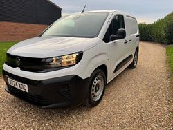 White Used 2024 Vauxhall Combo MPV | £13,490 (Fair price)