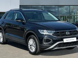 Black Used 2022 VW T-Roc Life SUV | £20,276 (Fair price)