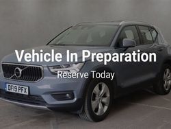 Grey Used 2019 Volvo XC40 Momentum SUV | £17,490 (A bit pricey)