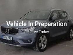Grey Used 2019 Volvo XC40 Momentum SUV | £17,490 (Fair price)