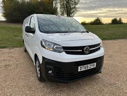 White Used 2020 Vauxhall Vivaro S Van | £9,975 (Good price)