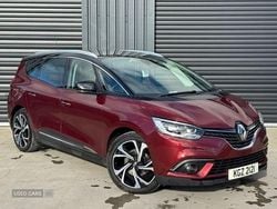Red/black Used 2018 Renault Grand Scénic IV Signature MPV | £12,195 (Fair price)