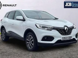 White Used 2022 Renault Kadjar Equilibre SUV | £14,995 (Fair price)