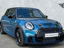 Blue Used 2022 Mini Cooper S Hatch Hatchback | £21,950 (Fair price)