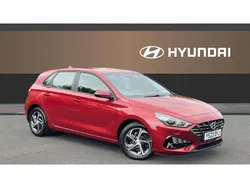 Red Used 2023 Hyundai i30 SE Hatchback | £13,241 (Good price)