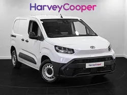 White Used 2024 Toyota Proace Active Van | £15,990 (Fair price)
