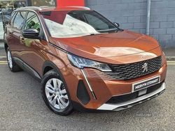 Bronze Used 2023 Peugeot 5008 Allure+ MPV | £19,490 (Fair price)