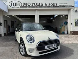 White Used 2018 Mini Cooper Hatch Hatchback | £6,988 (Expensive)