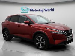 Red Used 2022 Nissan Qashqai N-Connecta SUV | £16,725 (Fair price)