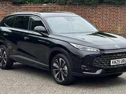 Black New 2025 MG HS Trophy SUV | £32,999