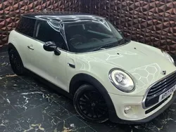 Used 2018 Mini Cooper Hatch Hatchback | £5,799 (Super price)