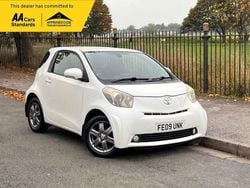 White Used 2009 Toyota iQ Hatchback | £3,295 (Fair price)