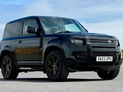 Used 2023 Land Rover Defender SE Dynamic SUV | £54,695 (Super price)