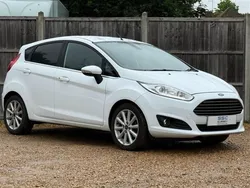 White Used 2016 Ford Fiesta Titanium Hatchback | £6,190 (Fair price)