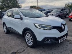 White Used 2016 Renault Kadjar Dynamique SUV | £6,295 (Fair price)