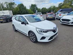 White Used 2022 Renault Clio V Iconic Hatchback | £12,495 (Fair price)