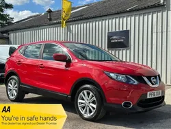 Red Used 2016 Nissan Qashqai Acenta SUV | £6,550 (Good price)