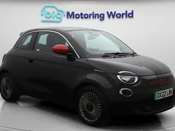 Used 2025 Fiat 500e Red Hatchback | £10,300 (Super price)