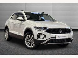 Pure white New 2025 VW T-Roc Match SUV | £29,795 (Super price)
