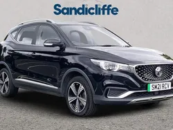 Metallic black pearl Used 2020 MG ZS Exclusive Sedan | £10,719 (Fair price)