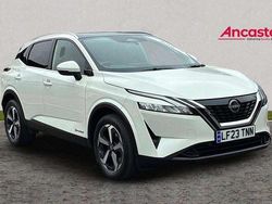 White Used 2023 Nissan Qashqai N-Connecta SUV | £22,975 (Fair price)
