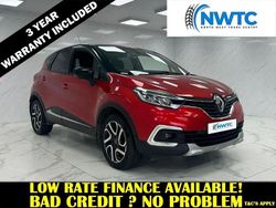 Red/black Used 2018 Renault Captur Dynamique SUV | £8,795 (Fair price)