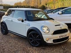 White Used 2010 Mini Cooper S Hatch Hatchback | £2,500 (Fair price)