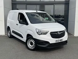 White Used 2021 Vauxhall Combo MPV | £7,500 (Good price)