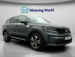 Grey Used 2022 Kia Sorento 4 SUV | £30,800 (A bit pricey)